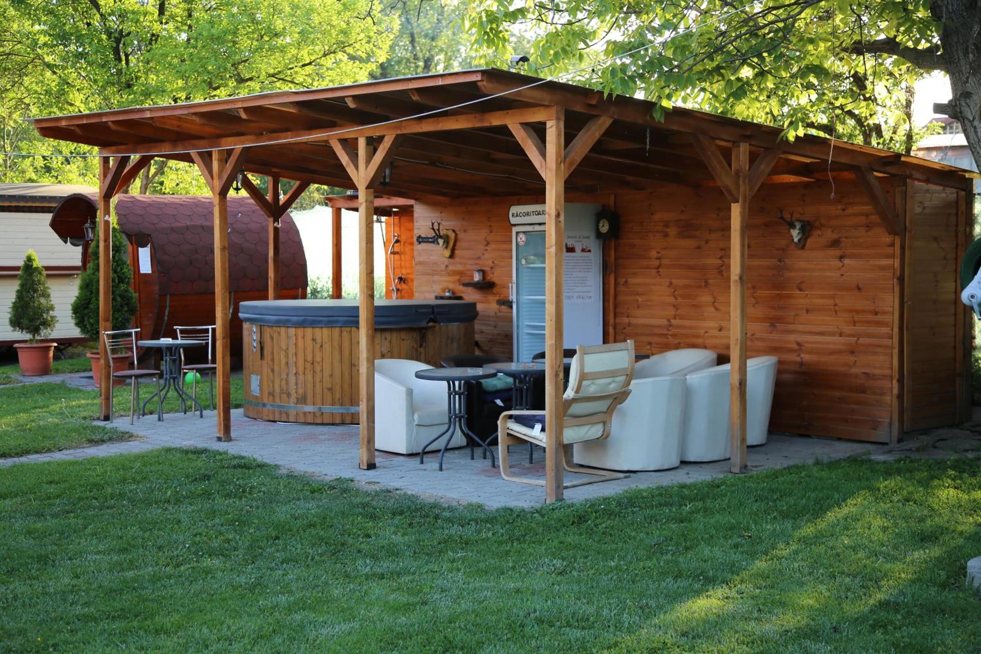 House Garden Hotel Turda Exterior foto